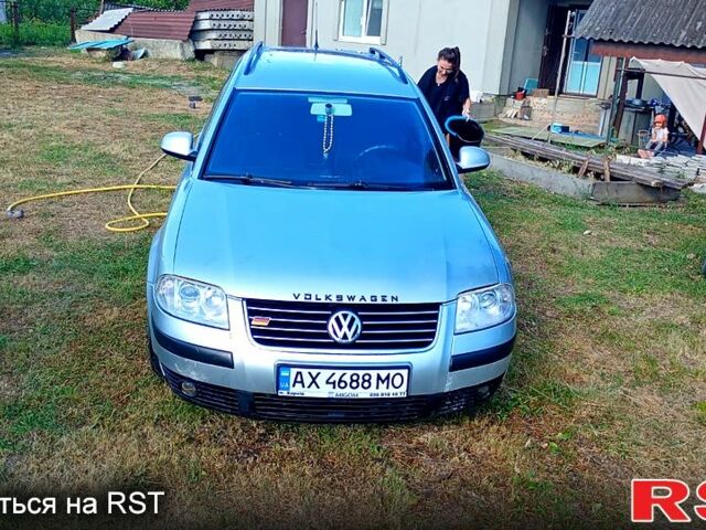 Сірий Фольксваген Пассат, об'ємом двигуна 2 л та пробігом 300 тис. км за 4500 $, фото 1 на Automoto.ua