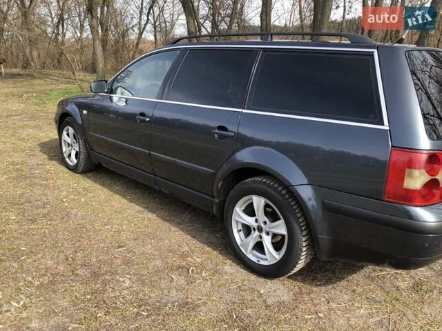 Серый Фольксваген Пассат, объемом двигателя 1.9 л и пробегом 399 тыс. км за 4500 $, фото 1 на Automoto.ua