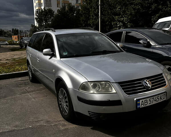 Серый Фольксваген Пассат, объемом двигателя 1.6 л и пробегом 206 тыс. км за 4300 $, фото 1 на Automoto.ua