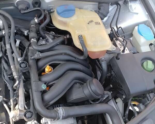 Сірий Фольксваген Пассат, об'ємом двигуна 1.6 л та пробігом 158 тис. км за 4300 $, фото 1 на Automoto.ua