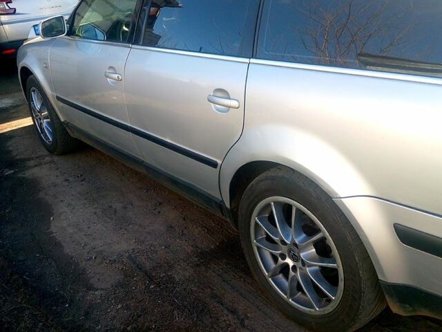 Сірий Фольксваген Пассат, об'ємом двигуна 1.9 л та пробігом 111 тис. км за 4300 $, фото 1 на Automoto.ua