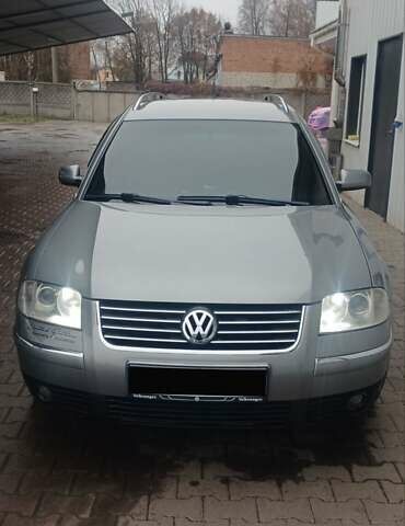 Серый Фольксваген Пассат, объемом двигателя 1.8 л и пробегом 320 тыс. км за 5900 $, фото 1 на Automoto.ua