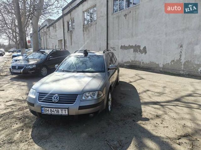 Серый Фольксваген Пассат, объемом двигателя 1.9 л и пробегом 360 тыс. км за 4300 $, фото 1 на Automoto.ua