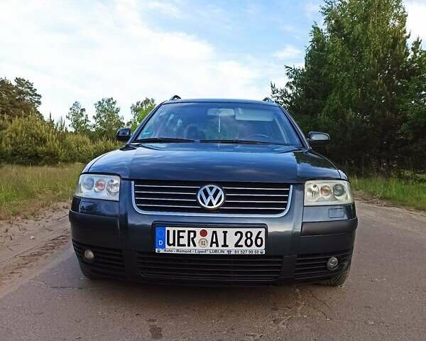 Серый Фольксваген Пассат, объемом двигателя 1.8 л и пробегом 270 тыс. км за 4990 $, фото 1 на Automoto.ua