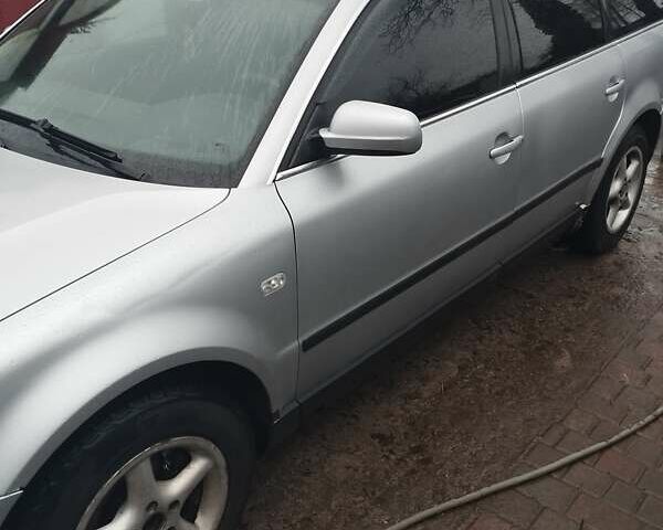 Серый Фольксваген Пассат, объемом двигателя 1.9 л и пробегом 320 тыс. км за 2900 $, фото 1 на Automoto.ua