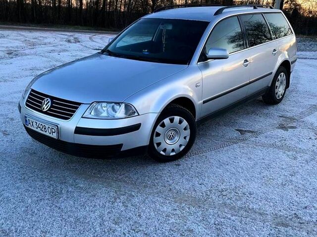 Серый Фольксваген Пассат, объемом двигателя 1.6 л и пробегом 250 тыс. км за 4900 $, фото 1 на Automoto.ua