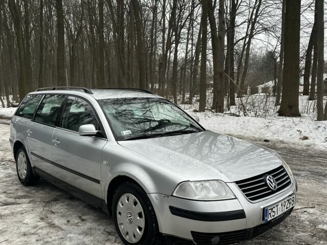 Серый Фольксваген Пассат, объемом двигателя 1.9 л и пробегом 398 тыс. км за 1650 $, фото 1 на Automoto.ua