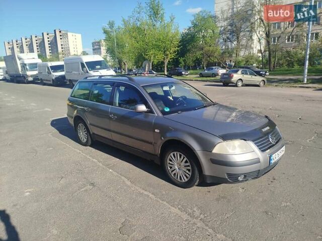 Серый Фольксваген Пассат, объемом двигателя 1.98 л и пробегом 370 тыс. км за 4000 $, фото 1 на Automoto.ua