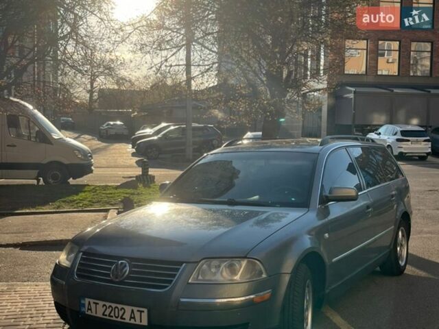 Серый Фольксваген Пассат, объемом двигателя 1.8 л и пробегом 243 тыс. км за 4000 $, фото 1 на Automoto.ua