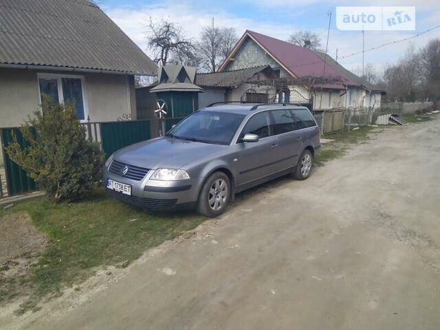 Сірий Фольксваген Пассат, об'ємом двигуна 1.8 л та пробігом 215 тис. км за 5500 $, фото 1 на Automoto.ua