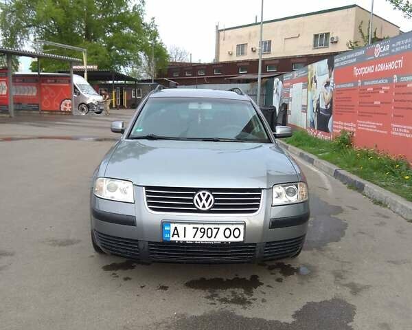 Сірий Фольксваген Пассат, об'ємом двигуна 1.6 л та пробігом 268 тис. км за 5300 $, фото 1 на Automoto.ua