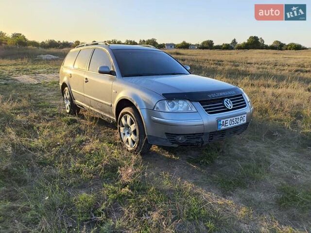 Сірий Фольксваген Пассат, об'ємом двигуна 2.5 л та пробігом 350 тис. км за 4000 $, фото 1 на Automoto.ua