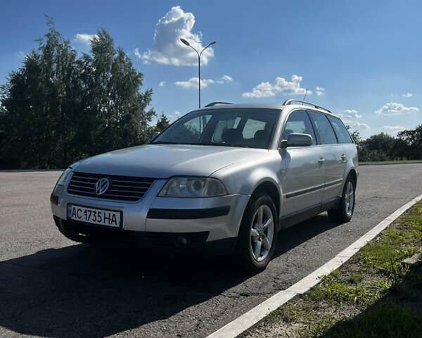 Серый Фольксваген Пассат, объемом двигателя 1.9 л и пробегом 298 тыс. км за 4800 $, фото 1 на Automoto.ua