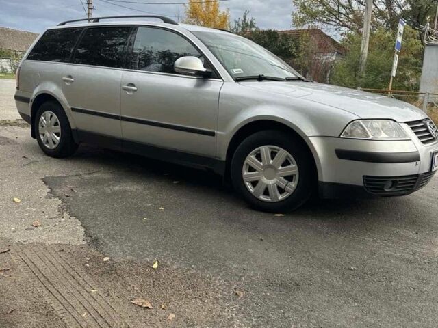 Серый Фольксваген Пассат, объемом двигателя 1.9 л и пробегом 283 тыс. км за 2950 $, фото 1 на Automoto.ua