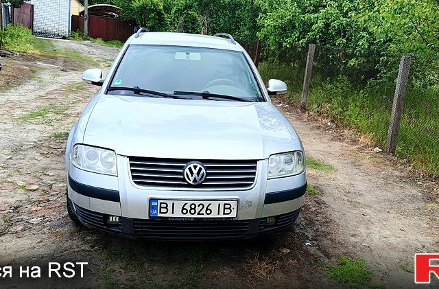 Сірий Фольксваген Пассат, об'ємом двигуна 1.6 л та пробігом 303 тис. км за 4500 $, фото 1 на Automoto.ua