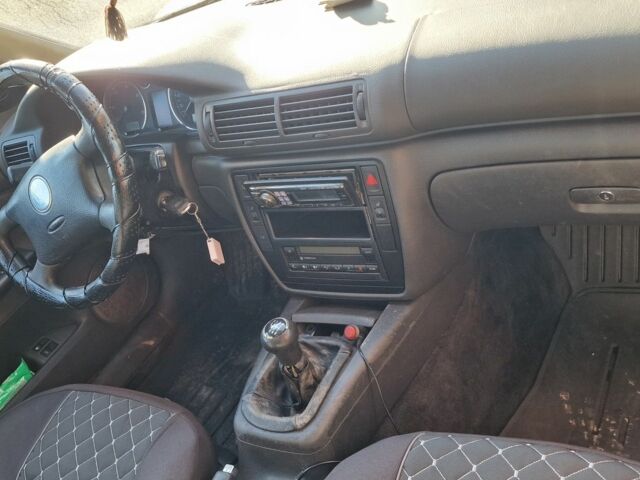 Сірий Фольксваген Пассат, об'ємом двигуна 1.9 л та пробігом 300 тис. км за 3550 $, фото 1 на Automoto.ua