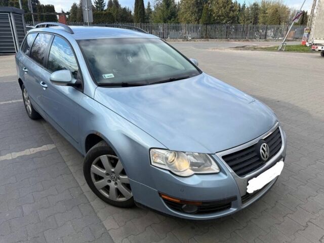 Серый Фольксваген Пассат, объемом двигателя 2 л и пробегом 320 тыс. км за 3600 $, фото 1 на Automoto.ua