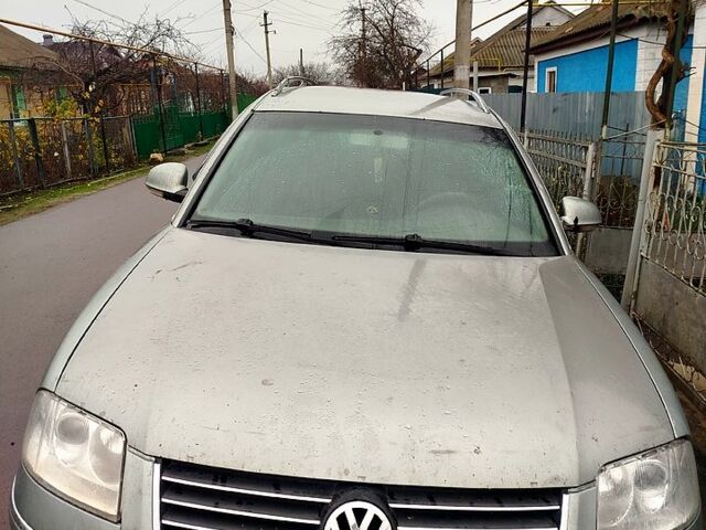 Сірий Фольксваген Пассат, об'ємом двигуна 2.5 л та пробігом 370 тис. км за 3850 $, фото 1 на Automoto.ua