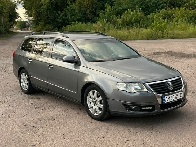 Сірий Фольксваген Пассат, об'ємом двигуна 1.97 л та пробігом 350 тис. км за 4400 $, фото 1 на Automoto.ua