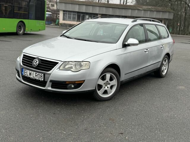 Серый Фольксваген Пассат, объемом двигателя 1.6 л и пробегом 123 тыс. км за 2600 $, фото 1 на Automoto.ua