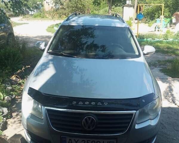 Серый Фольксваген Пассат, объемом двигателя 1.98 л и пробегом 280 тыс. км за 5500 $, фото 1 на Automoto.ua