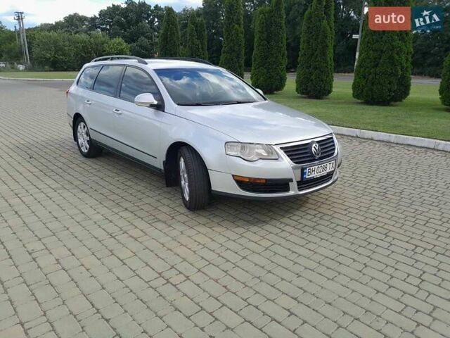 Сірий Фольксваген Пассат, об'ємом двигуна 1.6 л та пробігом 265 тис. км за 5700 $, фото 1 на Automoto.ua