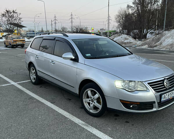 Серый Фольксваген Пассат, объемом двигателя 1.9 л и пробегом 420 тыс. км за 4800 $, фото 1 на Automoto.ua