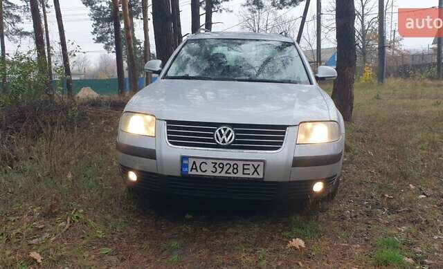 Сірий Фольксваген Пассат, об'ємом двигуна 2 л та пробігом 329 тис. км за 4500 $, фото 1 на Automoto.ua