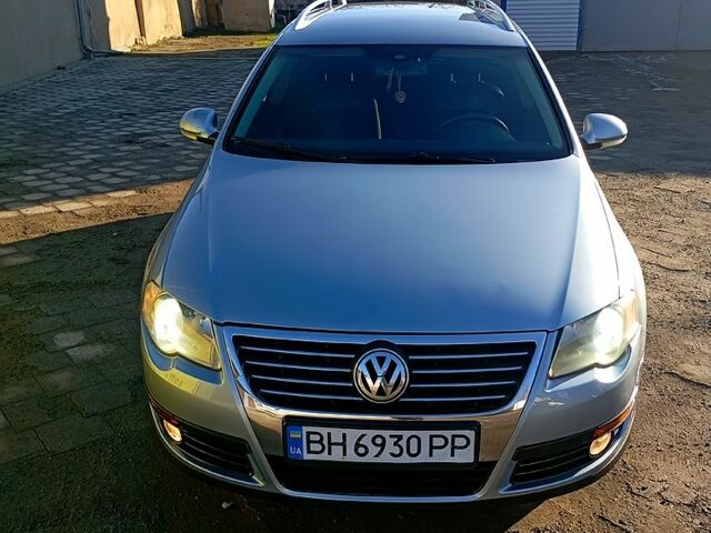 Серый Фольксваген Пассат, объемом двигателя 2 л и пробегом 270 тыс. км за 5800 $, фото 1 на Automoto.ua