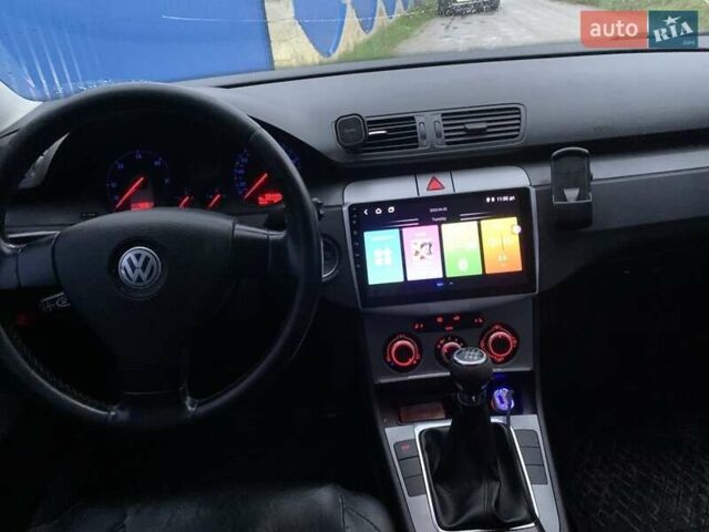 Серый Фольксваген Пассат, объемом двигателя 2 л и пробегом 330 тыс. км за 5300 $, фото 1 на Automoto.ua