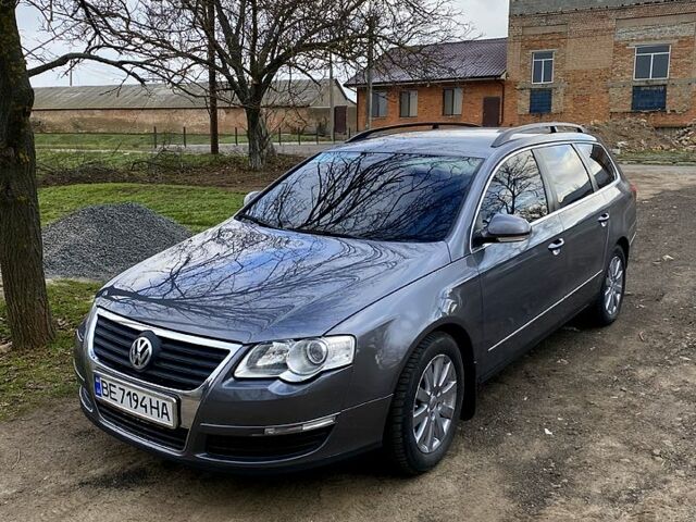 Серый Фольксваген Пассат, объемом двигателя 2 л и пробегом 22000 тыс. км за 4500 $, фото 1 на Automoto.ua