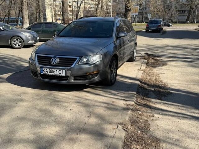 Сірий Фольксваген Пассат, об'ємом двигуна 1.9 л та пробігом 271 тис. км за 5900 $, фото 1 на Automoto.ua