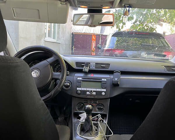 Сірий Фольксваген Пассат, об'ємом двигуна 1.9 л та пробігом 323 тис. км за 5200 $, фото 1 на Automoto.ua