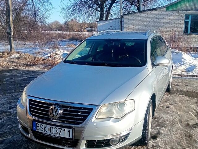 Сірий Фольксваген Пассат, об'ємом двигуна 1.9 л та пробігом 300 тис. км за 2600 $, фото 1 на Automoto.ua