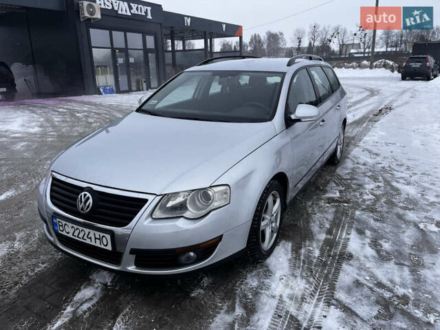 Серый Фольксваген Пассат, объемом двигателя 1.97 л и пробегом 302 тыс. км за 4750 $, фото 1 на Automoto.ua