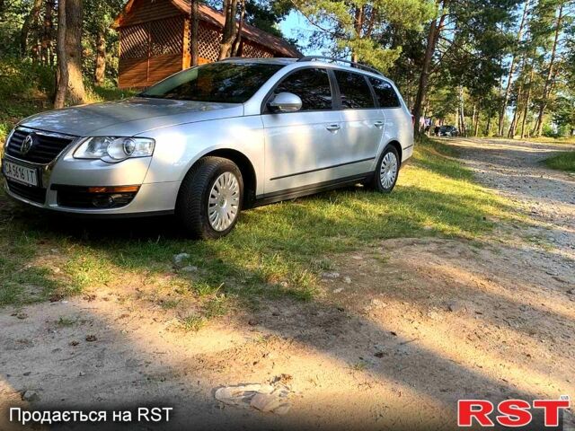 Серый Фольксваген Пассат, объемом двигателя 1.6 л и пробегом 222 тыс. км за 4500 $, фото 1 на Automoto.ua