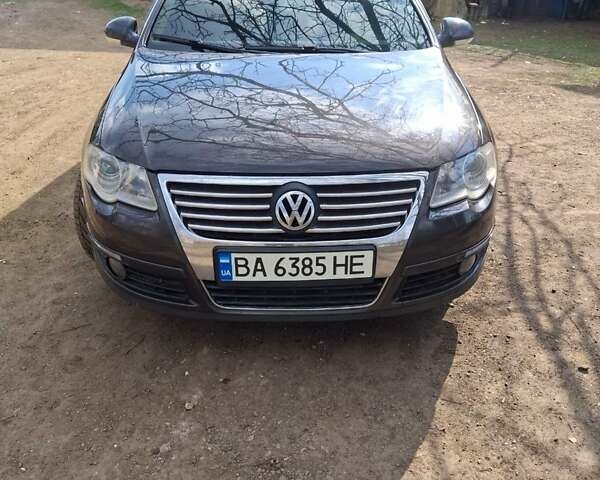 Серый Фольксваген Пассат, объемом двигателя 1.97 л и пробегом 355 тыс. км за 6200 $, фото 1 на Automoto.ua