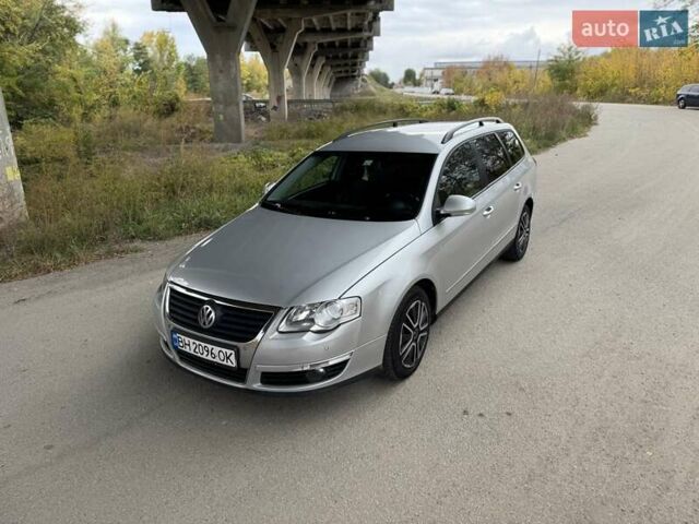 Сірий Фольксваген Пассат, об'ємом двигуна 2 л та пробігом 380 тис. км за 4999 $, фото 1 на Automoto.ua