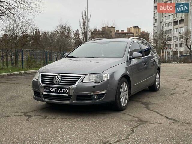 Серый Фольксваген Пассат, объемом двигателя 1.6 л и пробегом 258 тыс. км за 6500 $, фото 1 на Automoto.ua