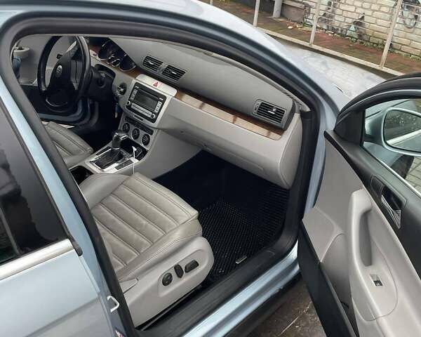 Серый Фольксваген Пассат, объемом двигателя 1.9 л и пробегом 230 тыс. км за 6900 $, фото 1 на Automoto.ua