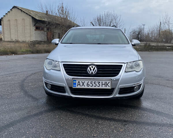 Сірий Фольксваген Пассат, об'ємом двигуна 2 л та пробігом 250 тис. км за 5500 $, фото 1 на Automoto.ua