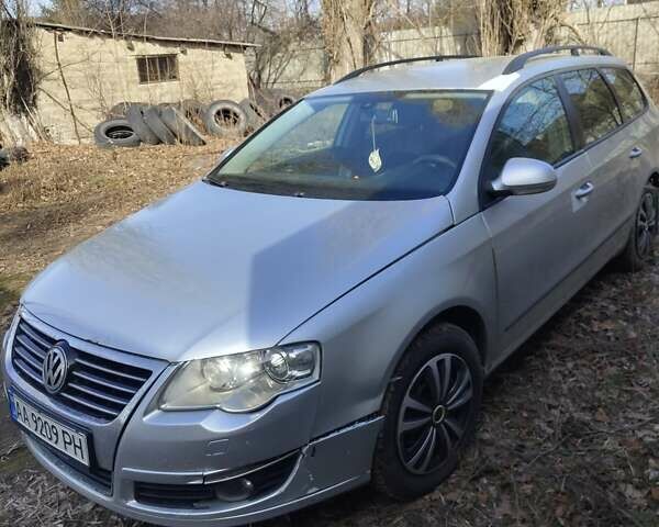 Серый Фольксваген Пассат, объемом двигателя 1.98 л и пробегом 280 тыс. км за 4200 $, фото 1 на Automoto.ua