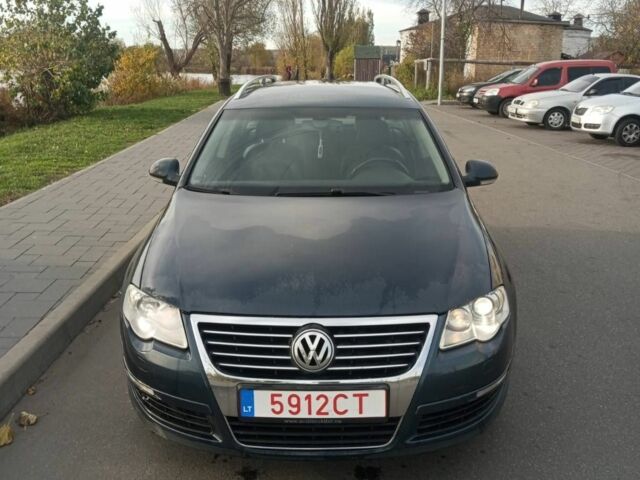 Сірий Фольксваген Пассат, об'ємом двигуна 2 л та пробігом 250 тис. км за 2500 $, фото 1 на Automoto.ua