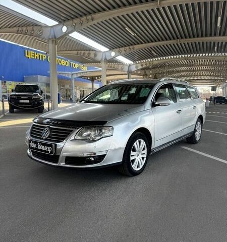 Серый Фольксваген Пассат, объемом двигателя 1.97 л и пробегом 250 тыс. км за 5600 $, фото 1 на Automoto.ua