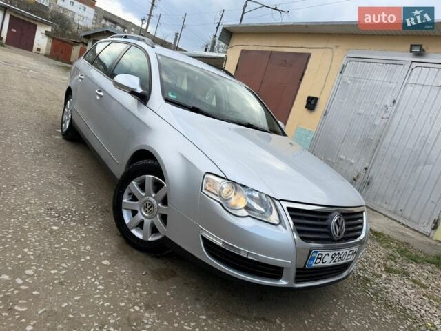Серый Фольксваген Пассат, объемом двигателя 1.97 л и пробегом 382 тыс. км за 4450 $, фото 1 на Automoto.ua