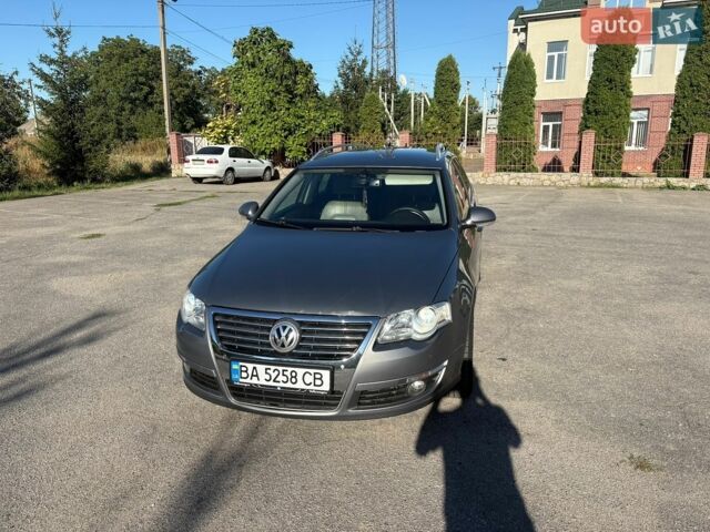Сірий Фольксваген Пассат, об'ємом двигуна 2 л та пробігом 248 тис. км за 6000 $, фото 1 на Automoto.ua