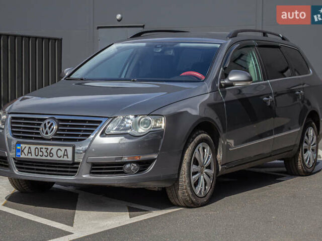 Серый Фольксваген Пассат, объемом двигателя 1.97 л и пробегом 315 тыс. км за 6200 $, фото 1 на Automoto.ua