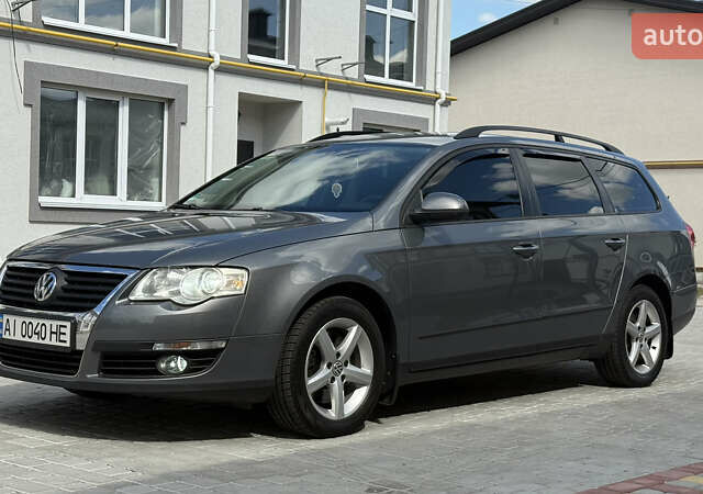 Сірий Фольксваген Пассат, об'ємом двигуна 1.6 л та пробігом 253 тис. км за 6300 $, фото 1 на Automoto.ua