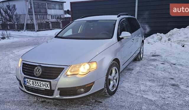 Серый Фольксваген Пассат, объемом двигателя 2 л и пробегом 229 тыс. км за 5500 $, фото 1 на Automoto.ua