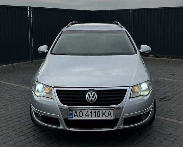 Серый Фольксваген Пассат, объемом двигателя 1.97 л и пробегом 215 тыс. км за 4700 $, фото 1 на Automoto.ua